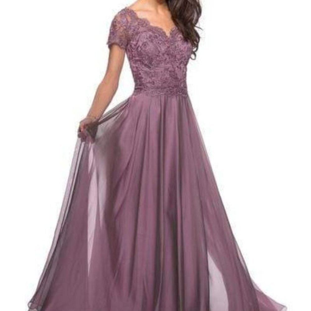 SALE NWT La Femme 27098SC Chiffon Mother of Bride Dress Dusty Lilac Size 6, 8